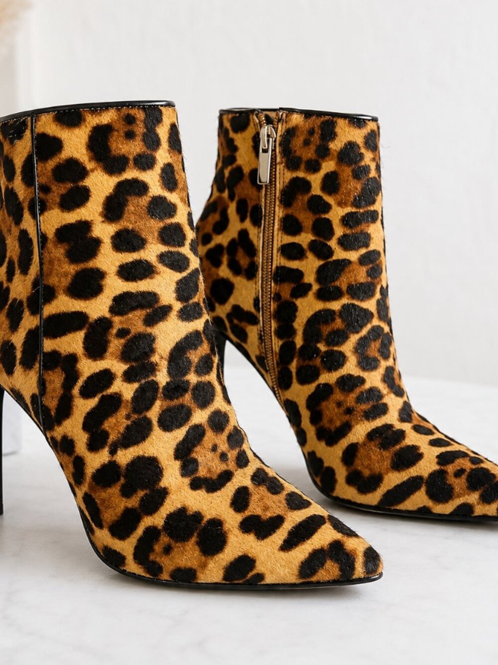 Nine West Leopard Calf Hair Stiletto Ankle Boots 6.5M - Picture 10 of 10